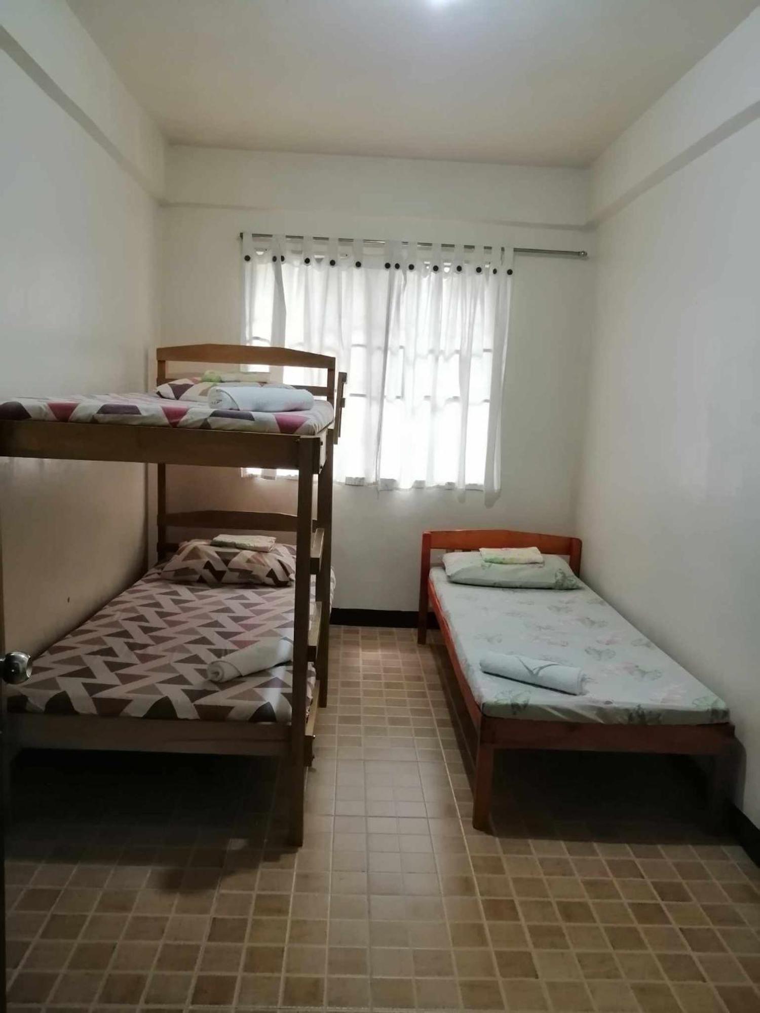 Sanctuary Transient House Homestay *